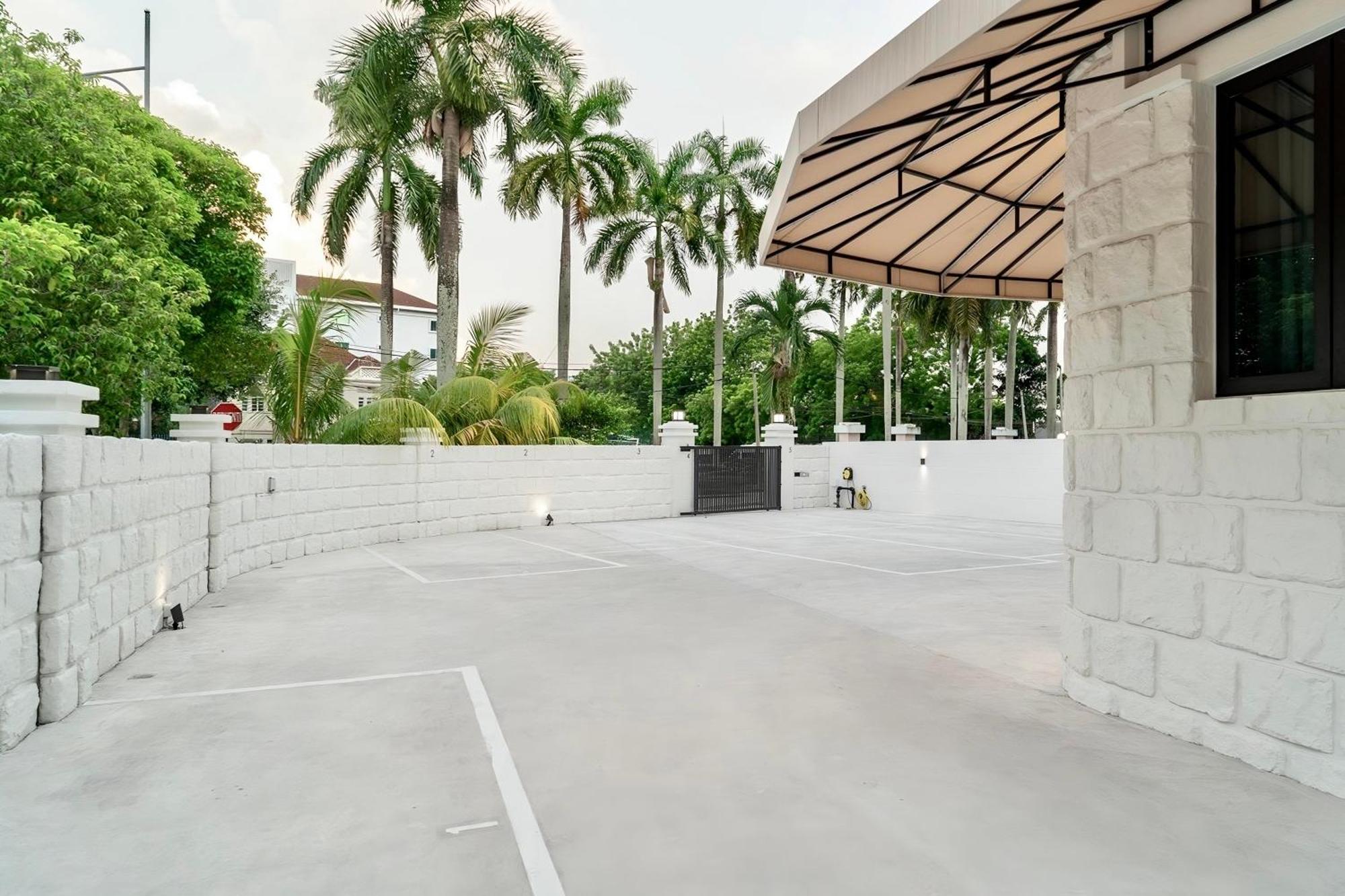 Codrington House - Boutique Apartments جورج تاون المظهر الخارجي الصورة